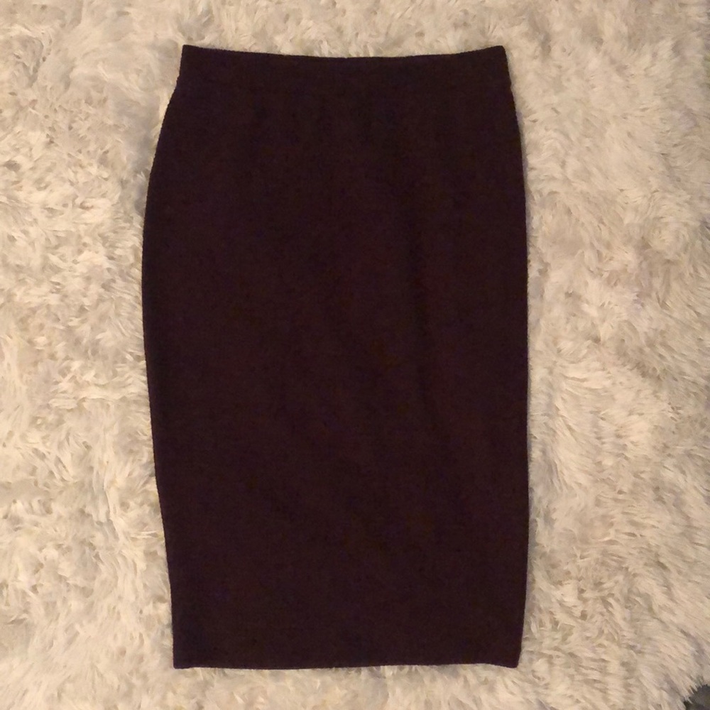 Burgundy pencil skirt